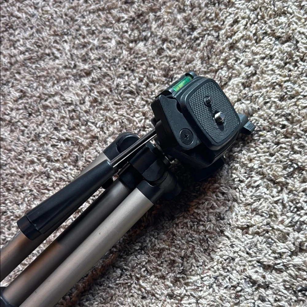 Adjustable Black and Silver Tripod